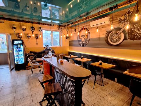 комерційна за адресою Щаслива вул., 11