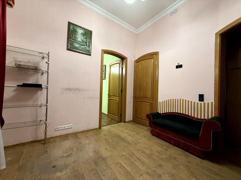 коммерческая по адресу Героїв Небесної Сотні ул., 19в