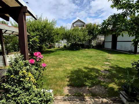 дом по адресу Центральна, 83