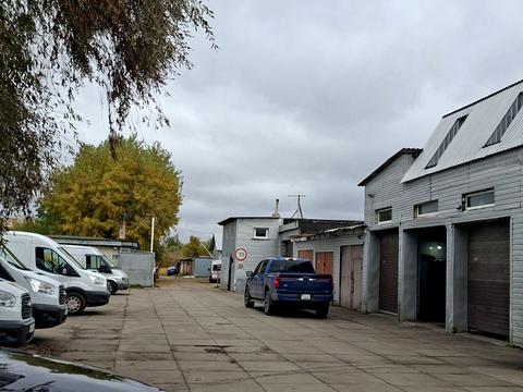 паркомісце за адресою Медова вул., 9