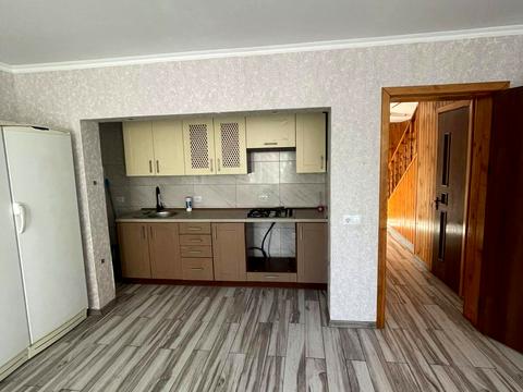 будинок за адресою Камянецький проїзд