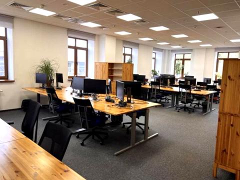 коммерческая по адресу Верхній Вал ул., 10