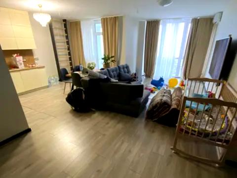 квартира за адресою Соборності просп. (Возз'єднання), 30-А