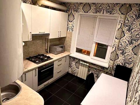 квартира по адресу Героев Сталинграда ул., 12