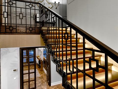 дом по адресу Революції Гідності