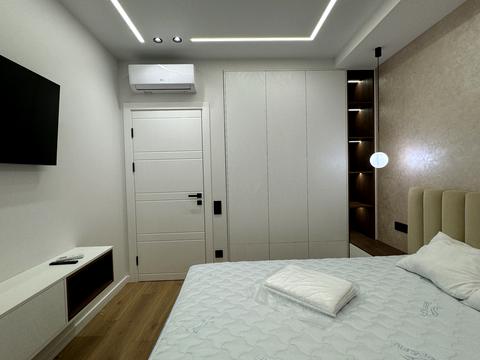 квартира за адресою Михайла Максимовича вул. (Онуфрія Трутенка), 28-Е