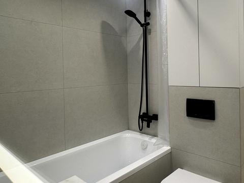 квартира за адресою Михайла Максимовича вул. (Онуфрія Трутенка), 28-Е