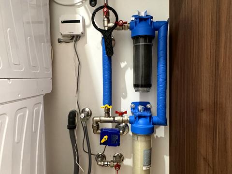 квартира за адресою Михайла Максимовича вул. (Онуфрія Трутенка), 28-Е