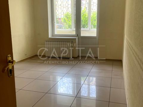 комерційна за адресою Володимира Івасюка просп. (Героїв Сталінграду), 37