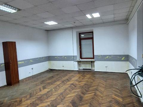 комерційна за адресою Шевченка, 7