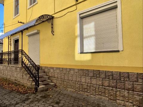 комерційна за адресою Шевченка, 7