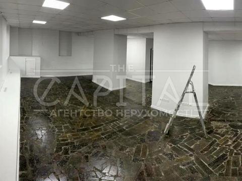 комерційна за адресою Ярославська вул., 28