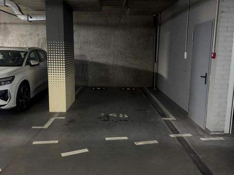 паркоместо по адресу Берестейский просп. (Победы), 42а