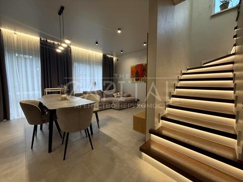 дом по адресу с. Петропавловская борщаговка, Дружбы бульв.