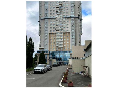 комерційна за адресою Юрія Шумського вул., 1