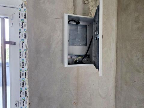 коммерческая по адресу Мазепи Гетьмана, 72