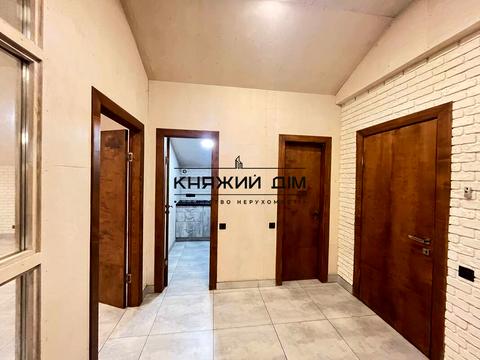 комерційна за адресою 192-га Садова вул., 192