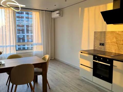 квартира за адресою Олександра Олеся вул., 9-А