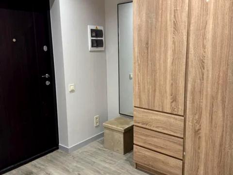 квартира за адресою Олександра Олеся вул., 9-А