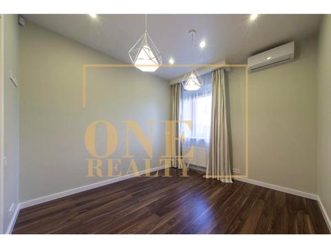 будинок за адресою Квітки Цісик вул. (Гамарника), 65