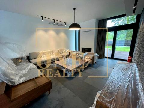 будинок за адресою Квітки Цісик вул. (Гамарника), 65