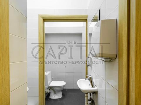 комерційна за адресою Мокра вул. (Кудряшова), 20