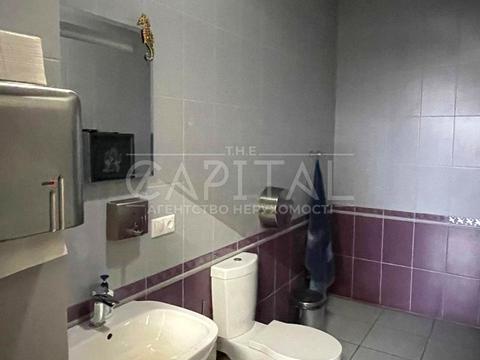 комерційна за адресою Горяна вул. (Олега Кошового), 2-Б