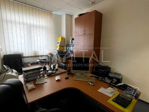 комерційна за адресою Горяна вул. (Олега Кошового), 2-Б