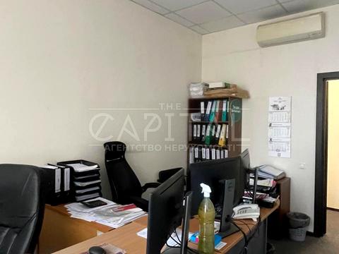 комерційна за адресою Горяна вул. (Олега Кошового), 2-Б