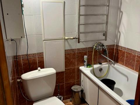 квартира за адресою Кам'янецька вул., 68