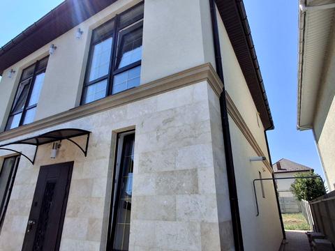 будинок за адресою Центральна вул.