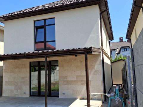 будинок за адресою Центральна вул.