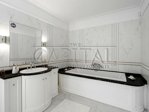 будинок за адресою Молодіжна вул.