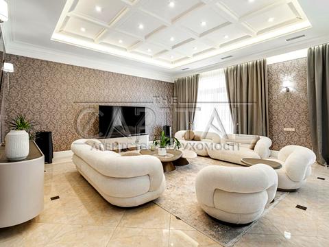 будинок за адресою Молодіжна вул.