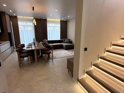 будинок за адресою Дружби бульв.