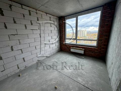 квартира за адресою Причальна вул., 14