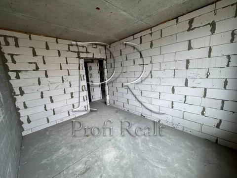 квартира за адресою Причальна вул., 14