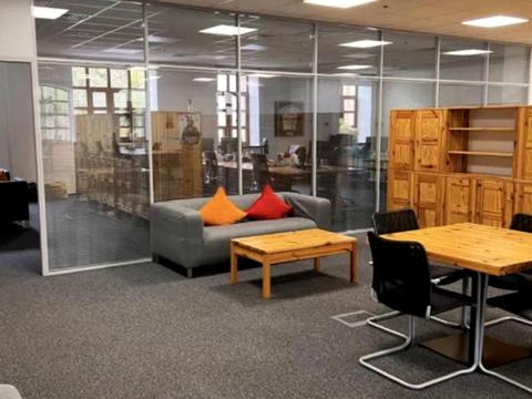 комерційна за адресою Верхній Вал вул., 10