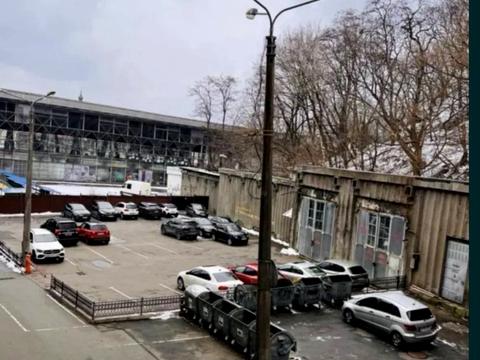 комерційна за адресою Верхній Вал вул., 10