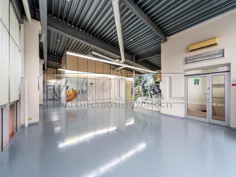 комерційна за адресою Петропавлівська вул., 4