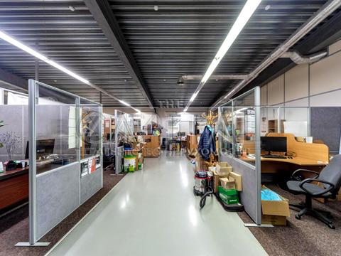 комерційна за адресою Петропавлівська вул., 4