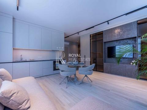 квартира за адресою Андрія Верхогляда вул. (Михайла Драгомирова), 19-Б