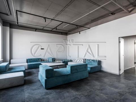 коммерческая по адресу Степана Бандеры просп. (Московський), 96