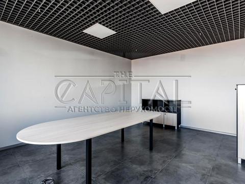 коммерческая по адресу Степана Бандеры просп. (Московський), 96