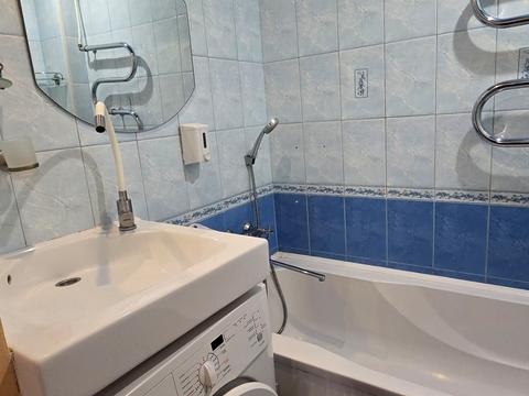 квартира за адресою Героїв-Підпільників просп. (Дзержинського), 28