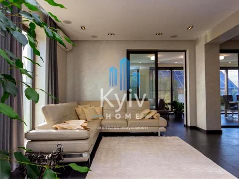 дом по адресу Ивана Руденко ул.