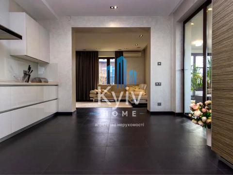 дом по адресу Ивана Руденко ул.