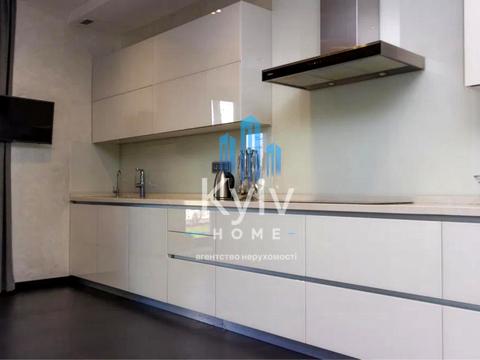 дом по адресу Ивана Руденко ул.