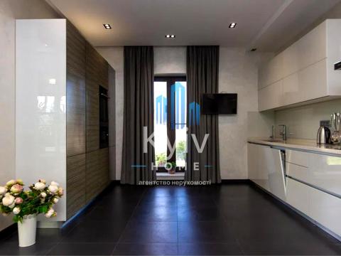 дом по адресу Ивана Руденко ул.