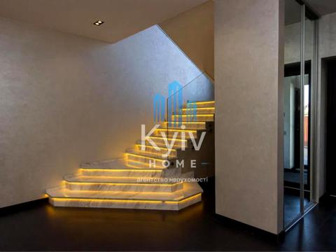 дом по адресу Ивана Руденко ул.